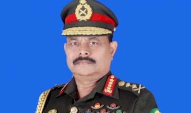 যুক্তরাষ্ট্র সফর শেষে দেশে ফিরেছেন সেনাবাহিনী প্রধান