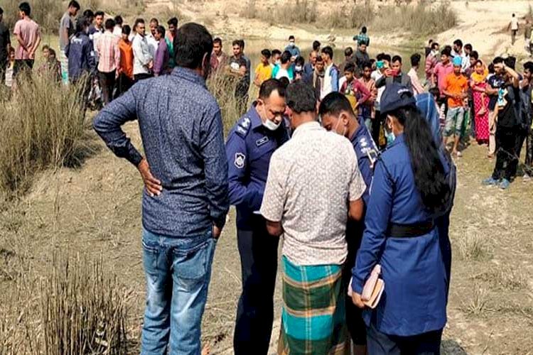 টাঙ্গন নদীর দুই পাড়ে স্বামী ও স্ত্রীর লাশ