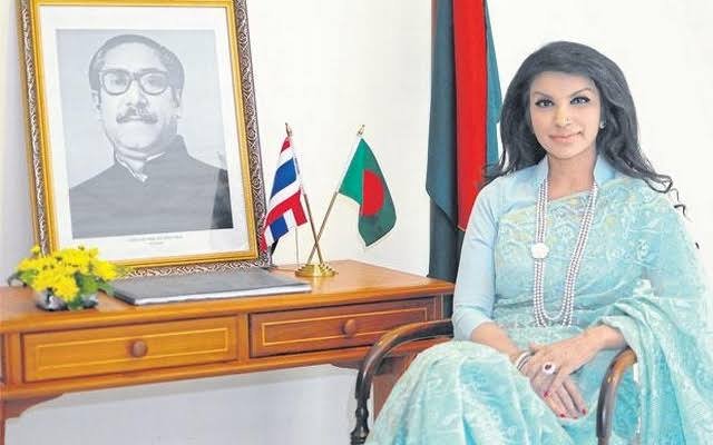 সাইদা মুনা তাসনীম ডিপ্লোম্যাসি অ্যাওয়ার্ড পেলেন