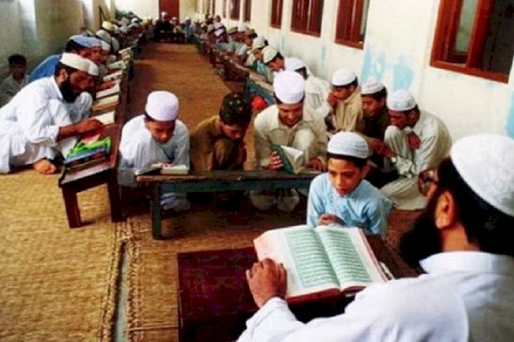 বেতন বাড়ছে প্রধান শিক্ষকদের