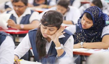 মাধ্যমিকের ফরম পূরণ স্থগিত, বাড়ছে সময়