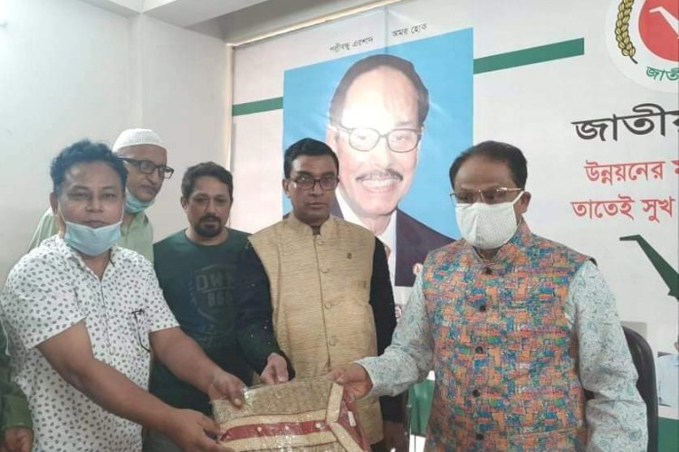 সড়কে শৃংখলা রক্ষায় সরকার পুরোপুরি ব্যর্থ