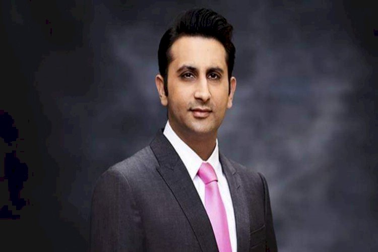 টিকা চেয়ে হুমকি, ভারত ছাড়লেন সেরাম সিইও