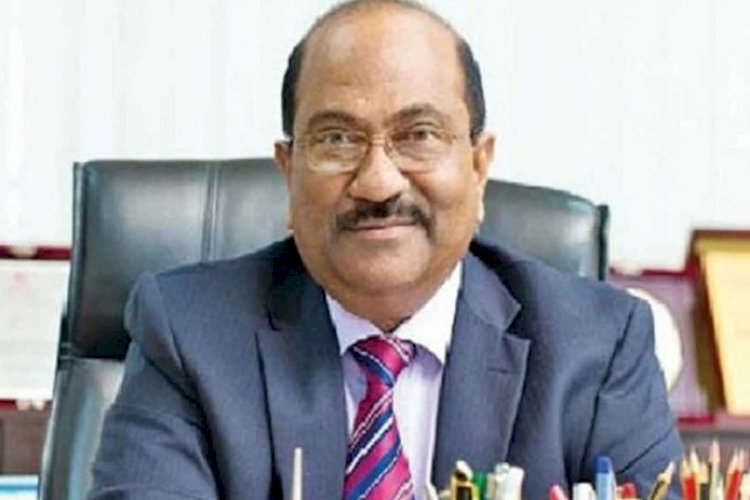 এস কে সুর চৌধুরী ও তার স্ত্রীর ব্যাংক হিসাব স্থগিত