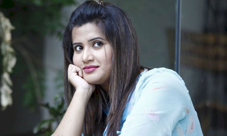 সেপ্টেম্বরে ন্যান্সির তৃতীয় বিয়ে