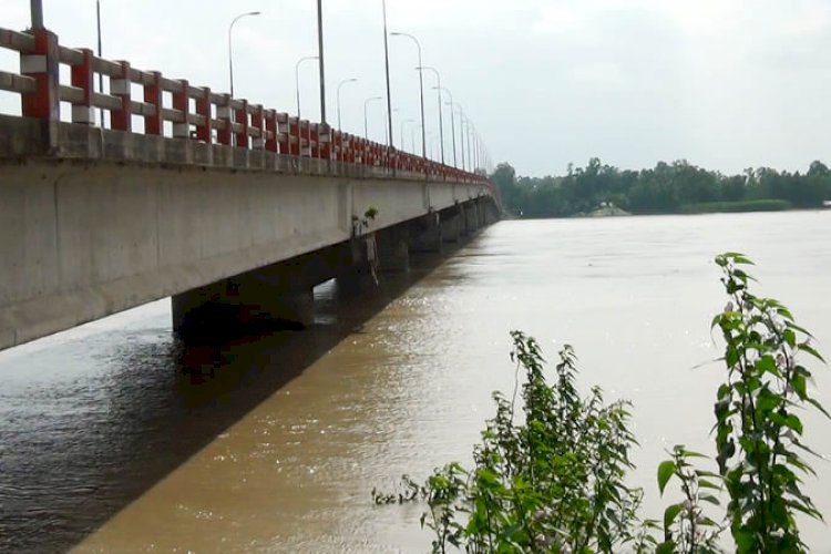 কুড়িগ্রামে ধরলার পানি বিপদসীমার ৭ সেন্টিমিটার উপর দিয়ে প্রবাহিত