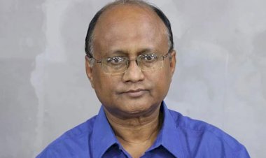 দুদকের নতুন চেয়ারম্যান মোহাম্মদ আবদুল মোমেন