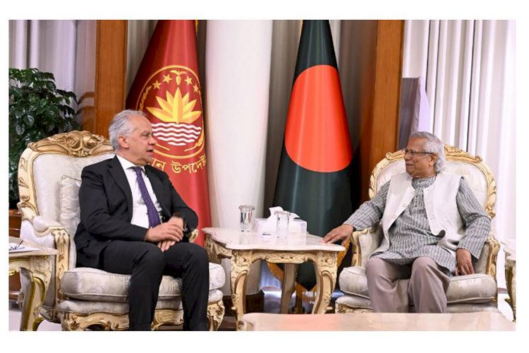 ইতালি বাংলাদেশ থেকে আরও কর্মী নিয়োগ করতে আগ্রহী : প্রধান উপদেষ্টাকে মাত্তেও
