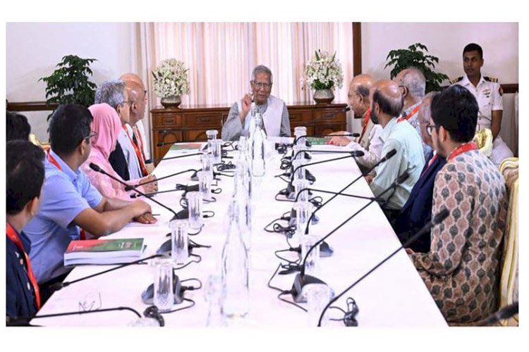 স্বাস্থ্য বিষয়ক সংস্কার কমিশনের সুপারিশ দ্রুত বাস্তবায়নের নির্দেশ প্রধান উপদেষ্টার
