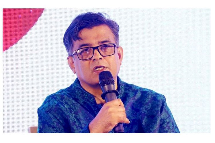 আওয়ামী লীগের বিরুদ্ধে রাজনৈতিক দলগুলোকে শক্ত অবস্থান নিতে হবে: শফিকুল আলম